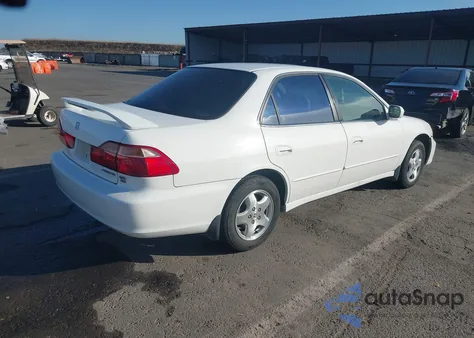 2000 Honda Accord 3.0 Ex из США, поврежденный, VIN 1HGCG1655YA049056